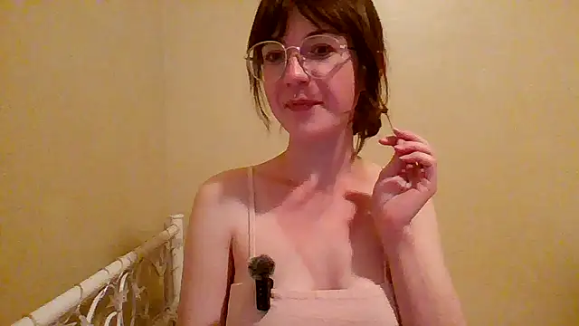 vierarune online show from June 1, 3:52 am