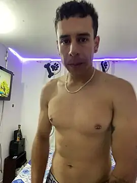 jhuan99 online show from June 11, 7:45 pm