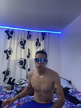 jhuan99 online show from June 22, 1:29 am