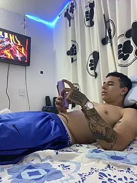jhuan99 online show from July 2, 4:29 am