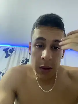 jhuan99 online show from July 8, 8:46 pm