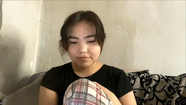 Molly Teddy online show from May 25, 7:47 am