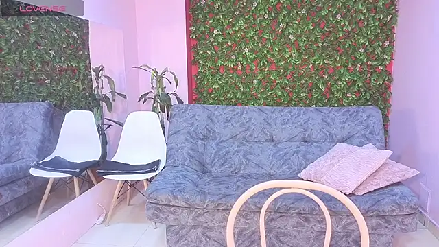 Snapshot of sexy_ailin chatting on July 11, 10:51 am sexy ailin online show from July 11, 10:51 am