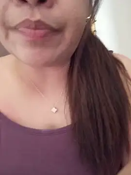 Snapshot of HabibteAna chatting on June 8, 2:06 pm HabibteAna online show from June 8, 2:06 pm