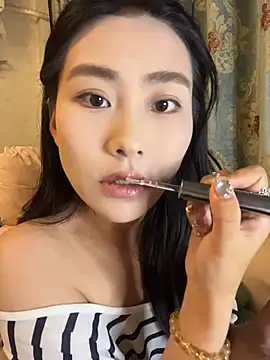 Snapshot of zhenzhen-888 chatting on August 4, 3:14 pm zhenzhen-888 online show from August 4, 3:14 pm