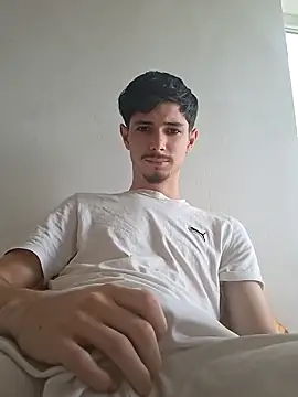 Snapshot of AlexVrXxx1 chatting on June 2, 8:38 am AlexVrXxx1 online show from June 2, 8:38 am