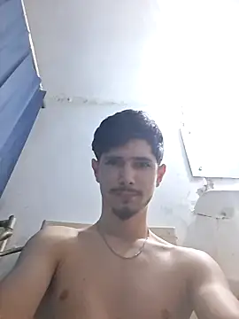 Snapshot of AlexVrXxx1 chatting on June 7, 10:24 pm AlexVrXxx1 online show from June 7, 10:24 pm