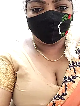 Snapshot of Sindhu-31 chatting on July 2, 5:02 am Sindhu-31 online show from July 2, 5:02 am