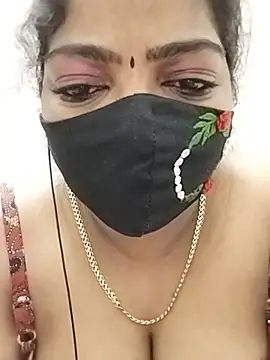 Snapshot of Sindhu-31 chatting on July 10, 9:17 pm Sindhu-31 online show from July 10, 9:17 pm