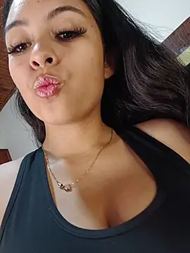 Snapshot of LuciiferBlack chatting on July 7, 1:15 pm LuciiferBlack online show from July 7, 1:15 pm