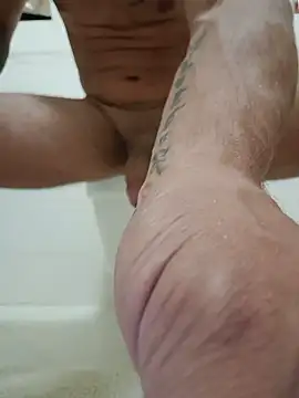 Snapshot of Abestcock93 chatting on July 21, 1:30 am Abestcock93 online show from July 21, 1:30 am