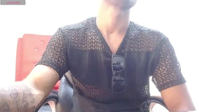 pandablack18 online show from May 29, 1:36 am