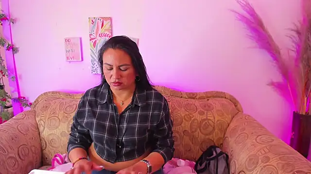 victoriagomez 1 online show from June 1, 12:07 pm