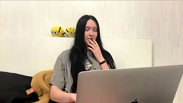 Snapshot of NastyLoona chatting on June 18, 6:12 pm NastyLoona online show from June 18, 6:12 pm