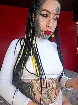 Snapshot of Venom-Luna chatting on June 24, 5:23 pm Venom-Luna online show from June 24, 5:23 pm