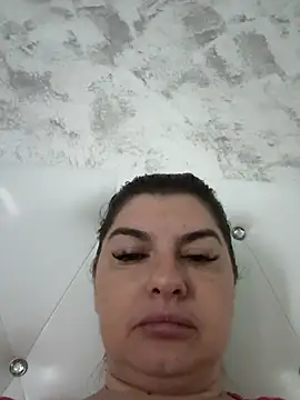 Snapshot of evaxxxcurvyxxx chatting on June 26, 6:23 pm evaxxxcurvyxxx online show from June 26, 6:23 pm