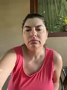 Snapshot of evaxxxcurvyxxx chatting on July 11, 5:43 am evaxxxcurvyxxx online show from July 11, 5:43 am