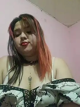 curvy latina online show from July 10, 3:00 am