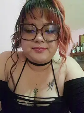 curvy latina online show from July 24, 9:46 pm