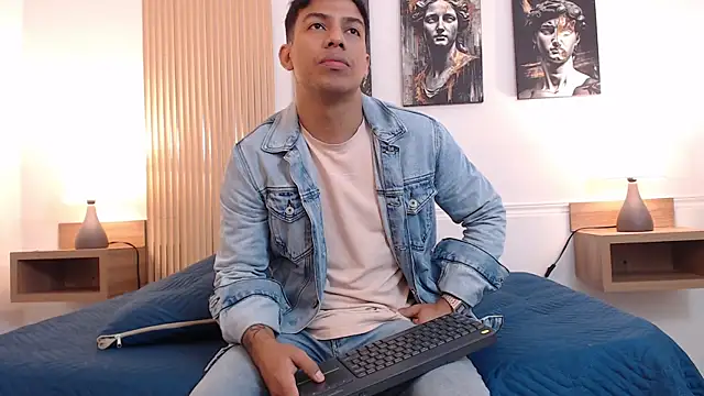 Diego salvatore online show from June 9, 2:39 pm