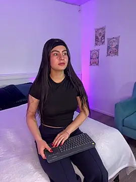 Snapshot of Aitana06 chatting on June 26, 11:25 am Aitana06 online show from June 26, 11:25 am