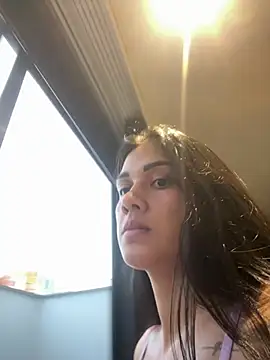 AnnitaG online show from May 26, 11:01 pm