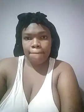 Snapshot of candythando chatting on June 9, 12:33 am candythando online show from June 9, 12:33 am