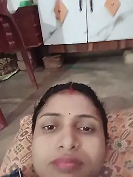 Snapshot of priya_970 chatting on May 30, 10:23 am priya 970 online show from May 30, 10:23 am