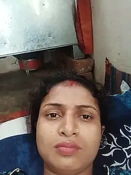 Snapshot of priya_970 chatting on May 31, 2:53 am priya 970 online show from May 31, 2:53 am