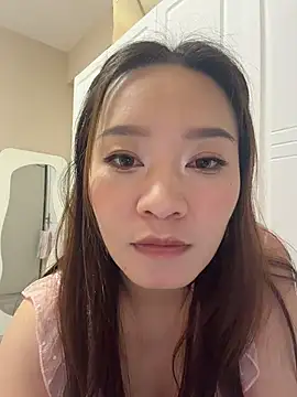 Snapshot of tiantian_sss chatting on June 1, 4:09 pm tiantian sss online show from June 1, 4:09 pm