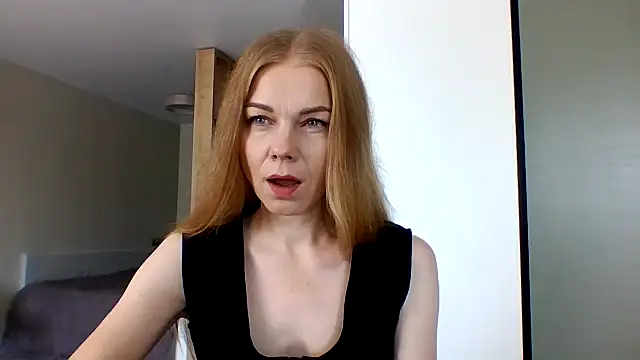Snapshot of Tina5394 chatting on July 14, 6:07 am Tina5394 online show from July 14, 6:07 am