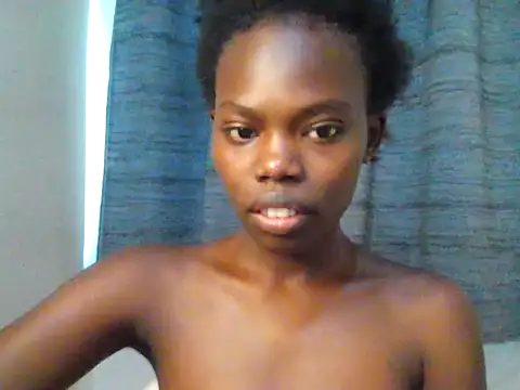 Snapshot of Sweet_quincy chatting on June 29, 10:26 am Sweet quincy online show from June 29, 10:26 am