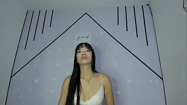 AmaiaHarpper online show from August 6, 12:18 pm