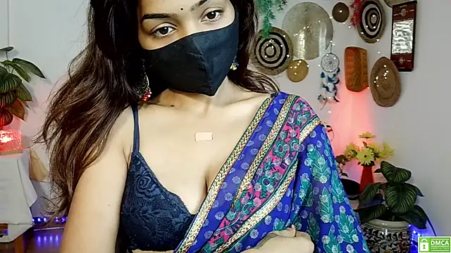 Yalinahotty online show from July 8, 1:32 am