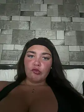 Snapshot of MaddisonWhitex chatting on June 1, 7:37 pm MaddisonWhitex online show from June 1, 7:37 pm
