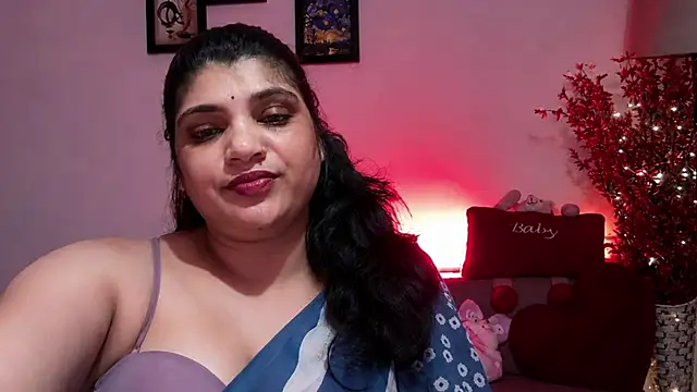 Snapshot of hotsimu99 chatting on May 28, 5:43 pm hotsimu99 online show from May 28, 5:43 pm
