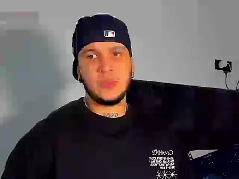 Snapshot of jacob_lautnerr chatting on June 4, 10:05 pm jacob lautnerr online show from June 4, 10:05 pm