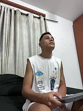 Luxury Guy online show from June 2, 11:29 pm