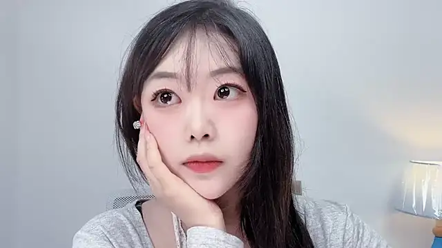 Snapshot of smalldaiwang chatting on July 12, 2:24 am smalldaiwang online show from July 12, 2:24 am