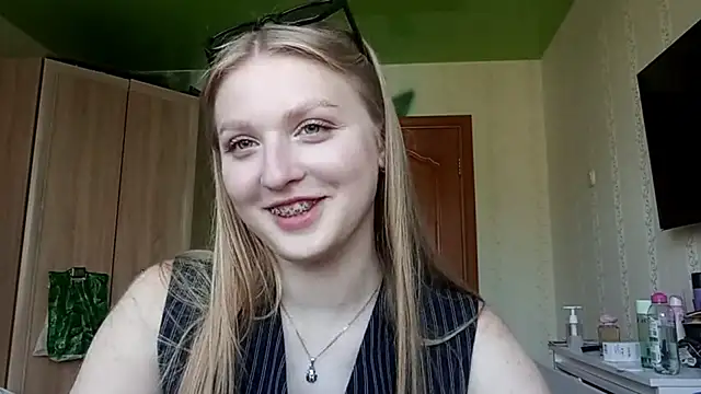 Snapshot of NorineGressett chatting on June 11, 1:09 pm NorineGressett online show from June 11, 1:09 pm