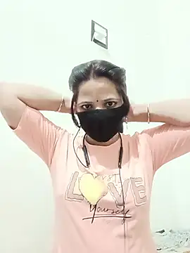 Snapshot of Karishma_bhabi3 chatting on July 15, 5:40 pm Karishma bhabi3 online show from July 15, 5:40 pm