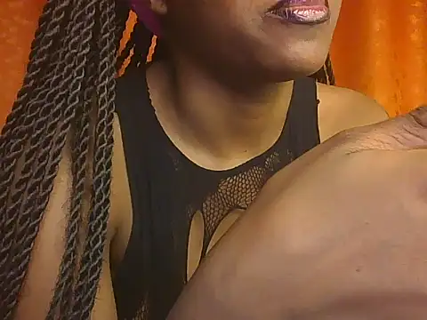 Snapshot of sexy_rudoo chatting on July 8, 7:18 pm sexy rudoo online show from July 8, 7:18 pm