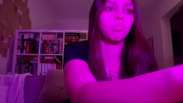 Snapshot of Mia_dial chatting on June 2, 9:50 pm Mia dial online show from June 2, 9:50 pm