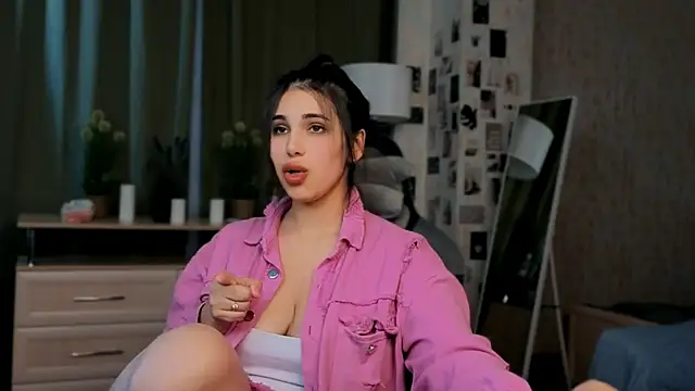 lipsyjanee online show from June 4, 4:07 am