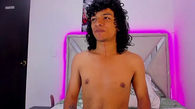 Lucas cruz1 online show from July 4, 3:24 am
