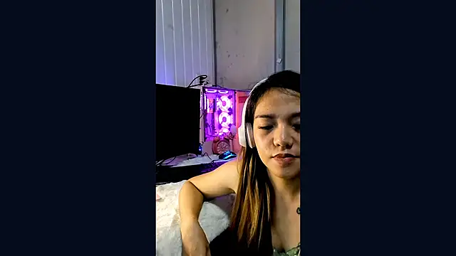 CassaundraWhitehead online show from June 4, 10:05 pm