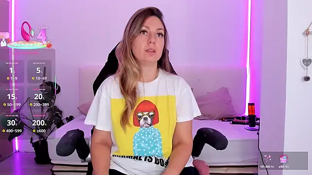 LindaWhite  online show from October 15, 4:18 pm