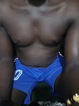 Snapshot of Bigblackman25 chatting on June 10, 2:45 am Bigblackman25 online show from June 10, 2:45 am