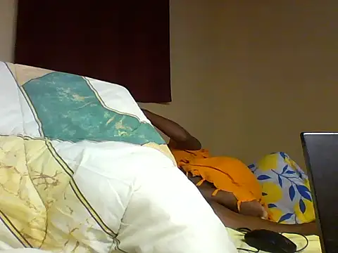 Snapshot of Choral_Blue chatting on June 4, 2:39 am Choral Blue online show from June 4, 2:39 am