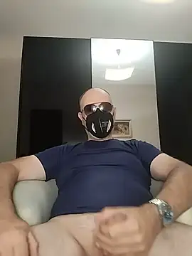 Snapshot of Dan-1973 chatting on July 9, 8:46 pm Dan-1973 online show from July 9, 8:46 pm